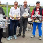 Jan-Petra-Albert-Rob-Rick met hun Texelse prijzen