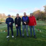 Wil en Rob nemen het namens team KMAR op tegen René en Hans